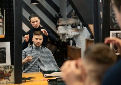 Men's hair coloring trends at Dubai's top barber shop